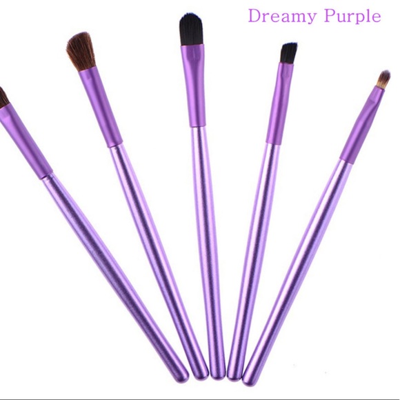 Beautiful pastel travel makeup brush set synthetic - Picture 9 of 10